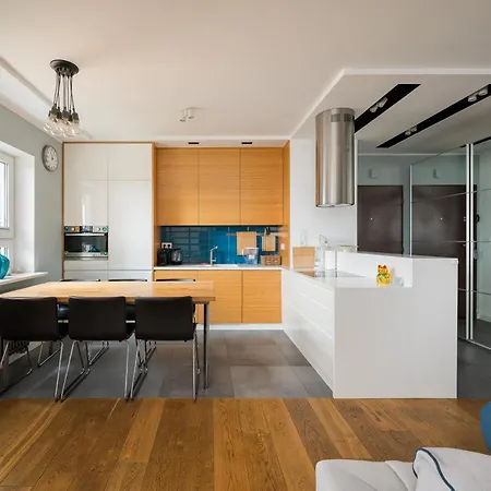 W411 Marina Mokotow - View With Balcony, Workspace & Parking, Close To Airport & Center Varşova