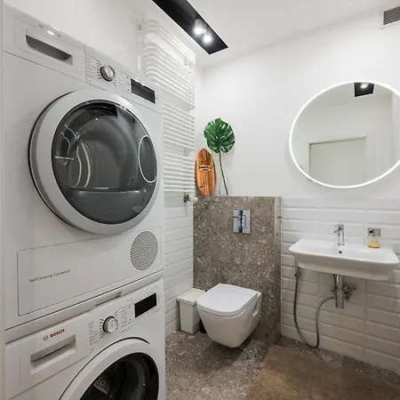 דירה W411 Marina Mokotow - View With Balcony, Workspace & Parking, Close To Airport & Center ורשה