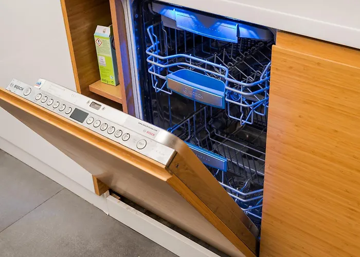 W411 Marina Mokotow - View With Balcony, Workspace & Parking, Close To Airport & Center Varsavia